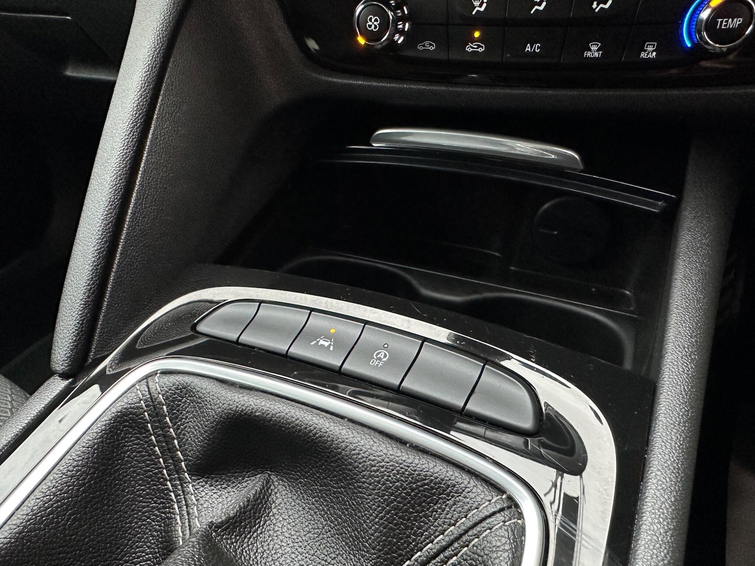 Used Vauxhall Insignia 2017 for sale - 76042588: Photo 27