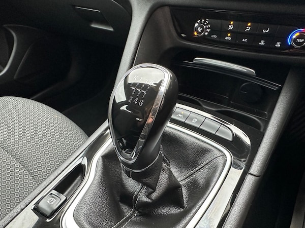 Used Vauxhall Insignia 2017 for sale - 76042588: Photo 28