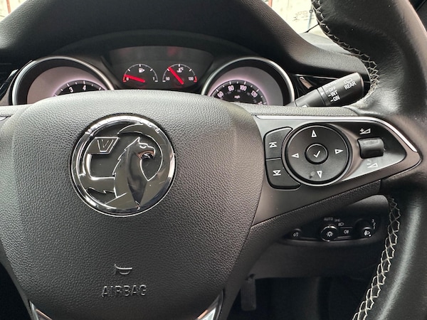 Used Vauxhall Insignia 2017 for sale - 76042588: Photo 30