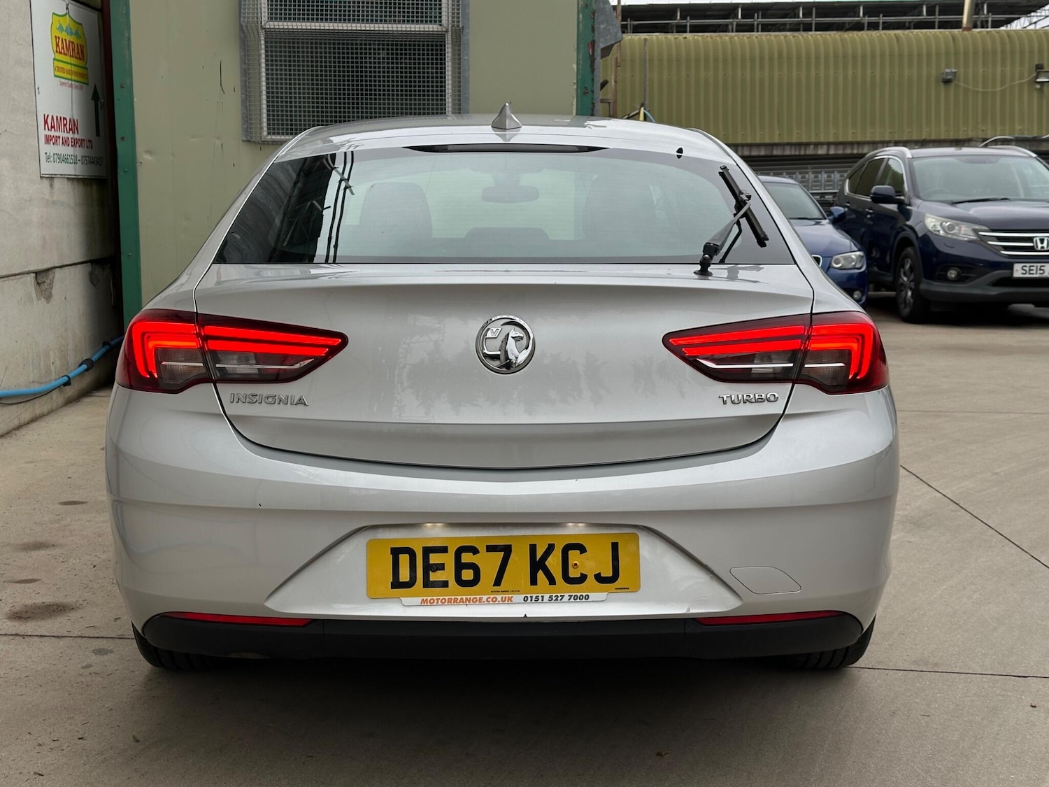 Used Vauxhall Insignia 2017 for sale - 76042588: Photo 6