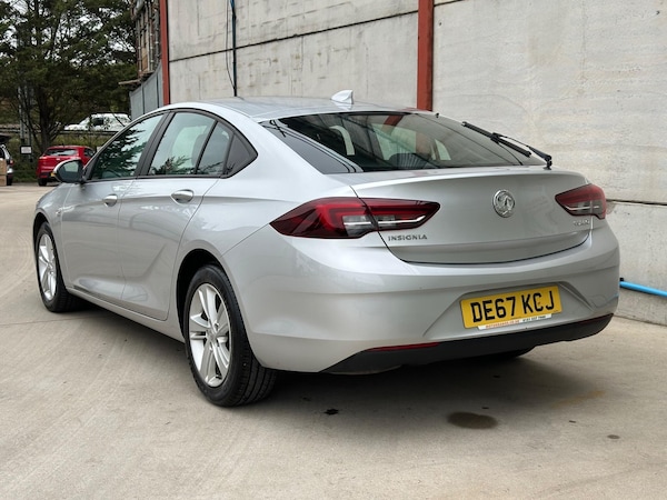 Used Vauxhall Insignia 2017 for sale - 76042588: Photo 7