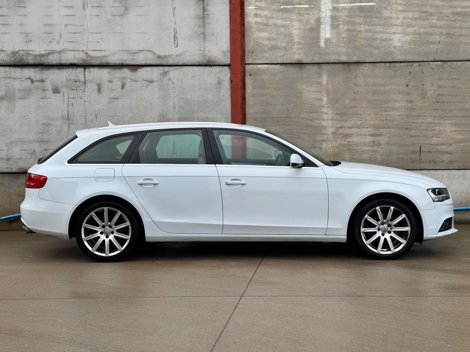 Used Audi A4 Avant for sale - 77291358: Photo 10