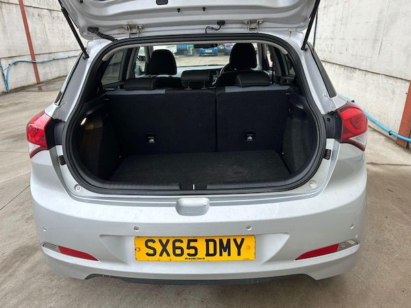 Used Hyundai i20 2016 for sale - 74777062: Photo 17