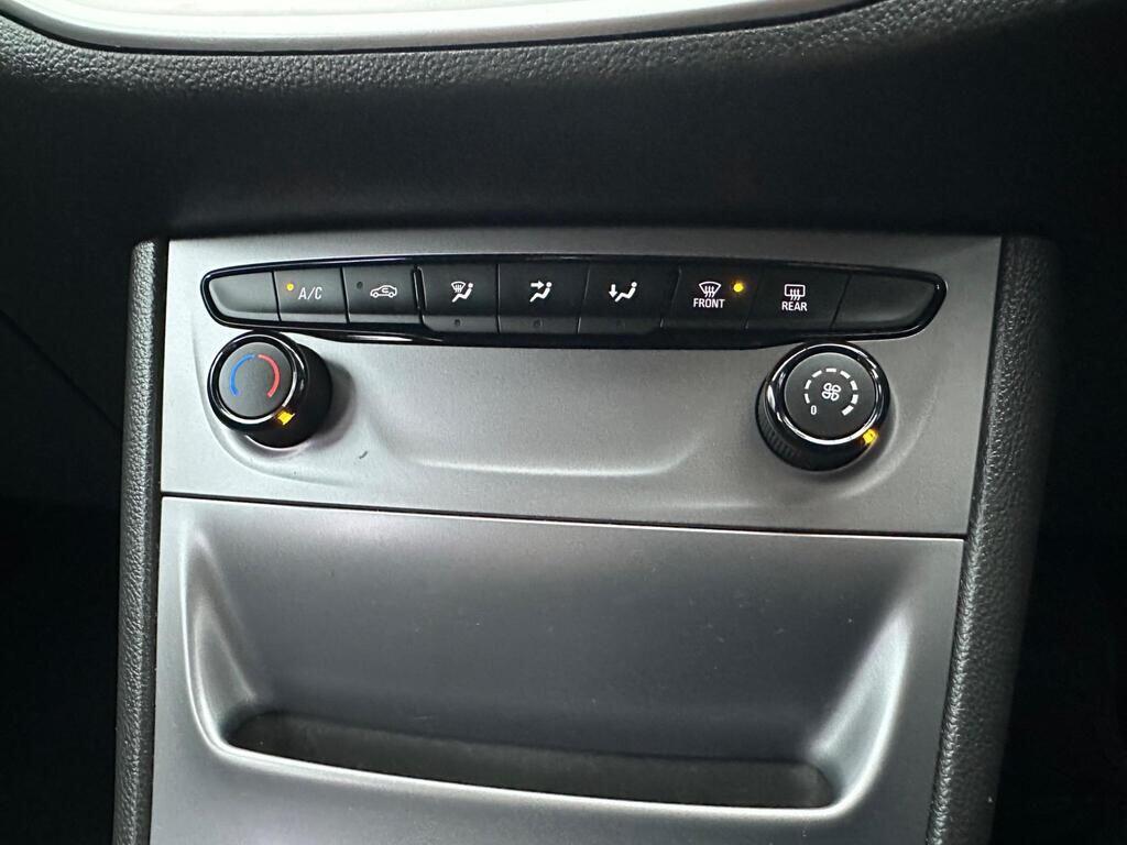 Used Vauxhall Astra for sale - 77120104: Photo 25