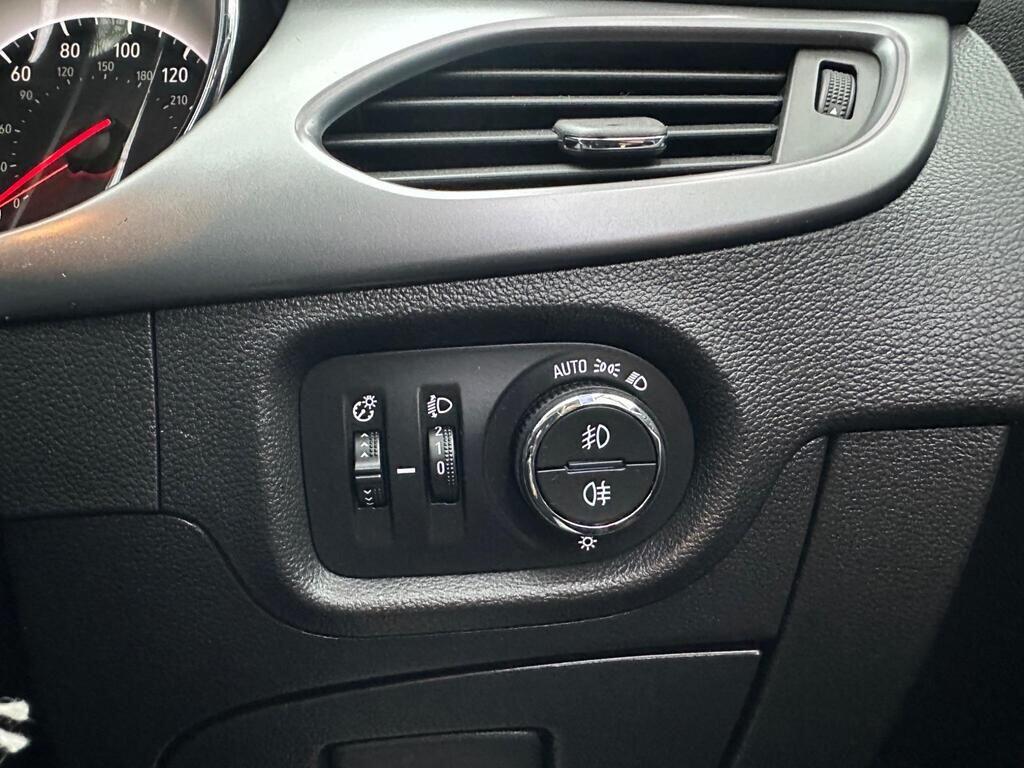 Used Vauxhall Astra for sale - 77120104: Photo 26