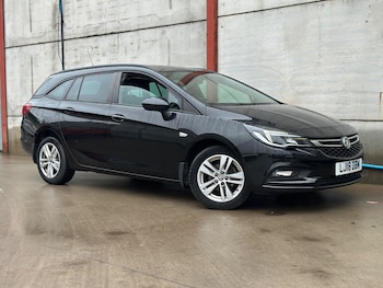 Used Vauxhall Astra 2018 for sale - 77120104: Photo