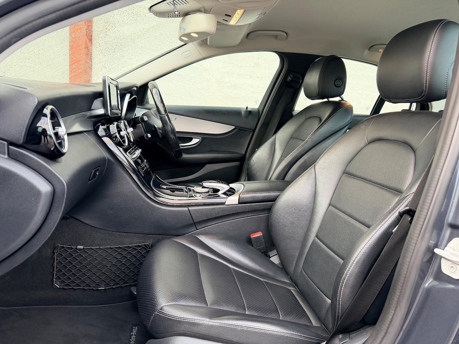 Used Mercedes-Benz C Class 2015 for sale - 76398899: Photo 15