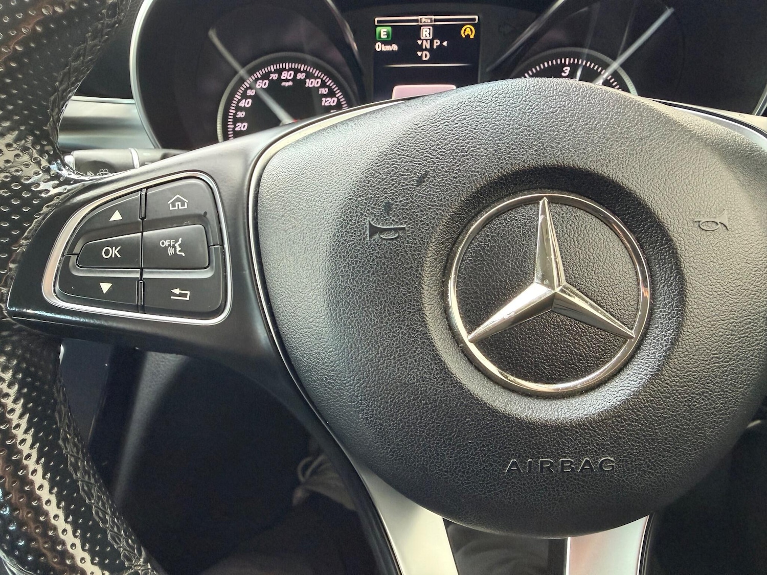 Used Mercedes-Benz C Class 2015 for sale - 76398899: Photo 29