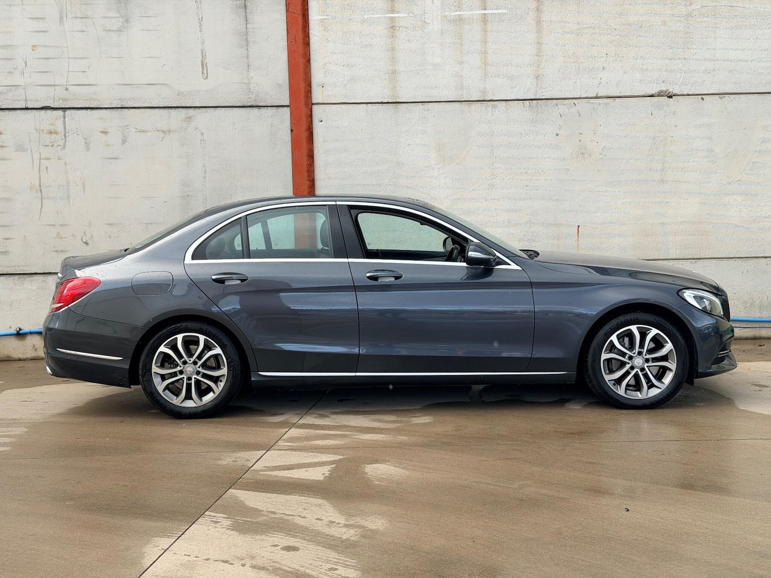 Used Mercedes-Benz C Class 2015 for sale - 76398899: Photo 3