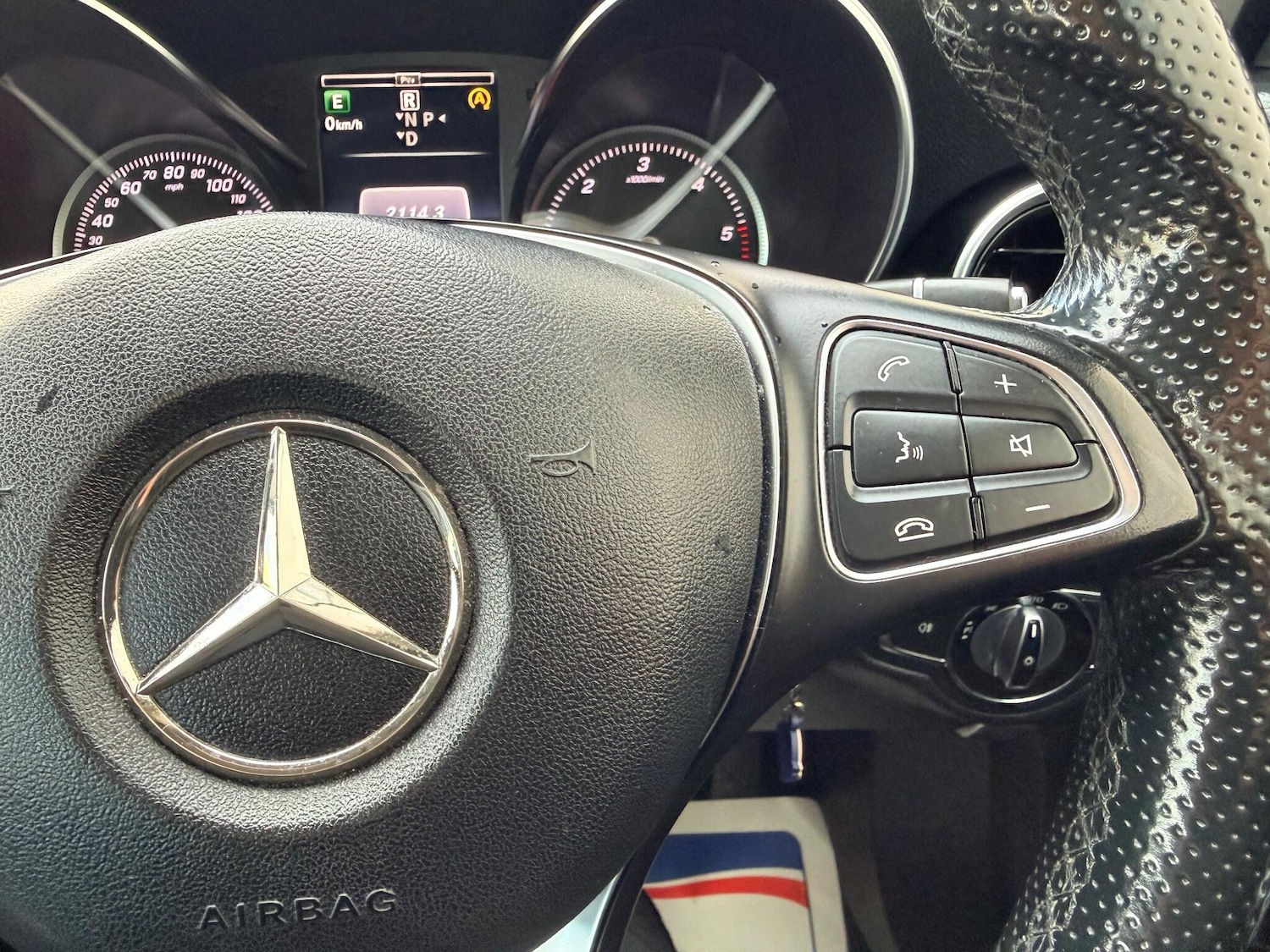 Used Mercedes-Benz C Class 2015 for sale - 76398899: Photo 30