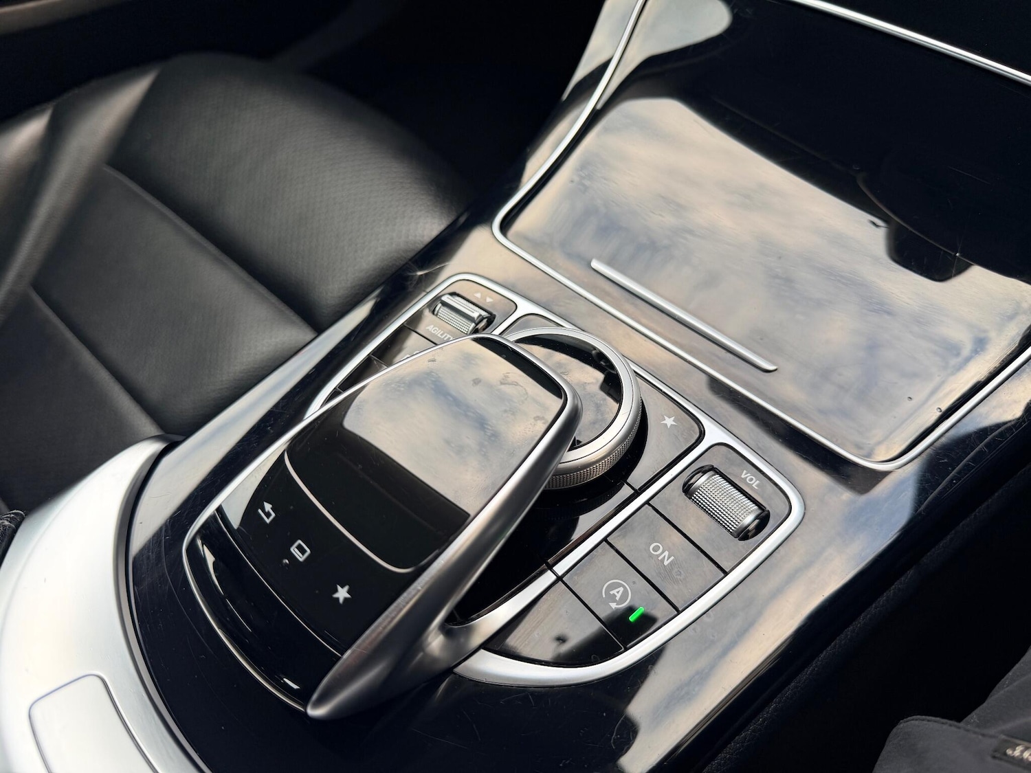 Used Mercedes-Benz C Class 2015 for sale - 76398899: Photo 33