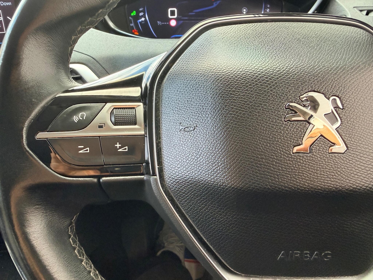 Used Peugeot 5008 for sale - 77278681: Photo 31