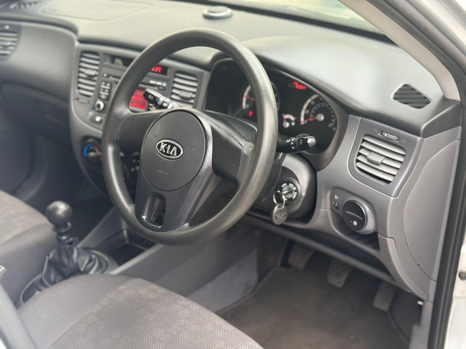 Used Kia Rio 2010 for sale - 75645840: Photo 11