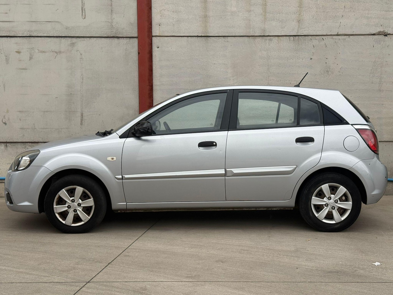 Used Kia Rio 2010 for sale - 75645840: Photo 6