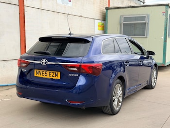 Used Toyota Avensis 2015 for sale - 78661353: Photo