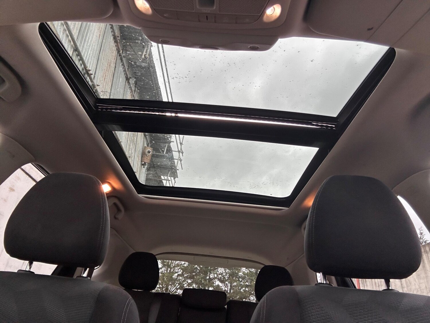 Used Nissan X-Trail for sale - 77683521: Photo 32