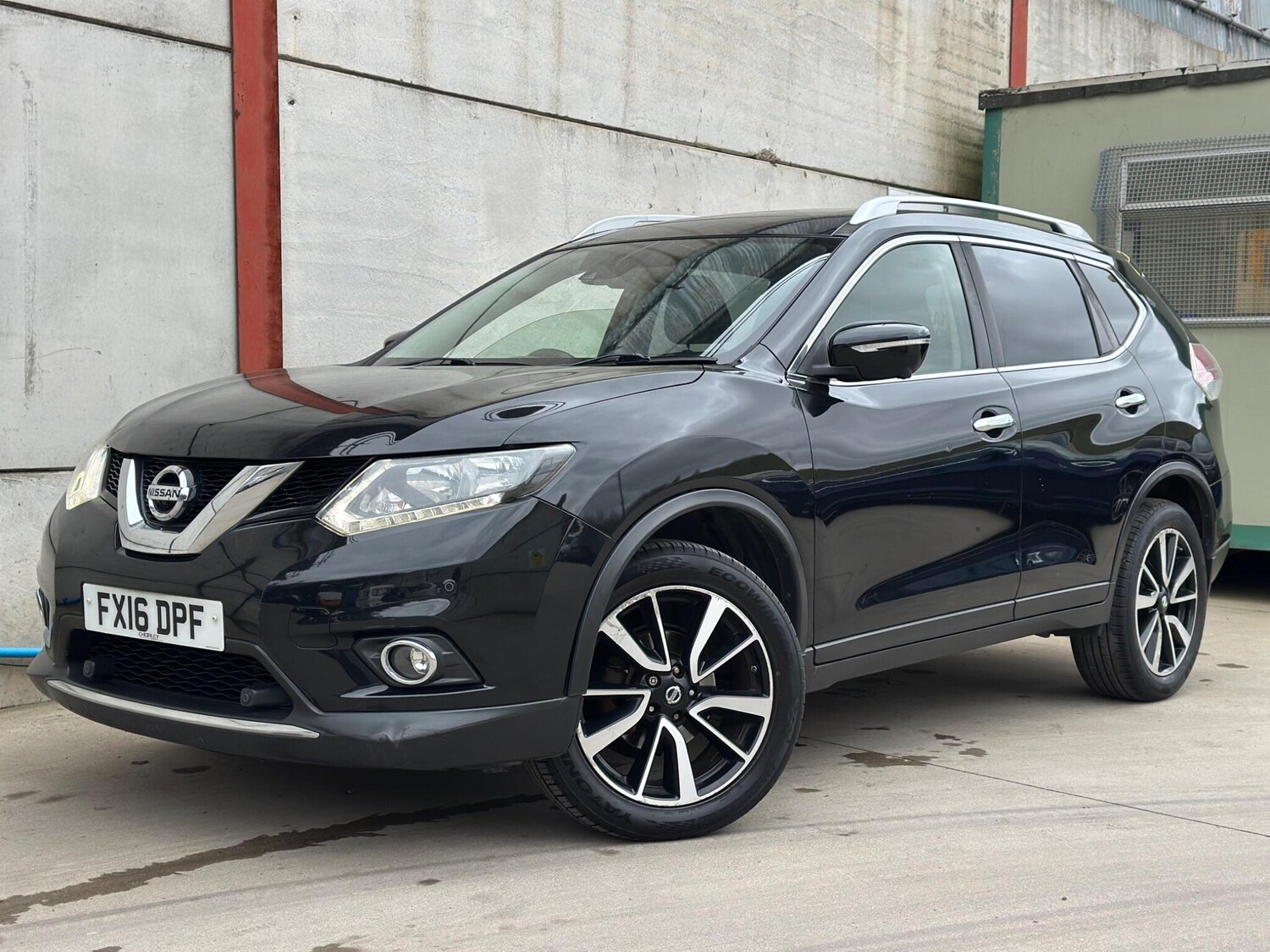 Used Nissan X-Trail for sale - 77683521: Photo 6