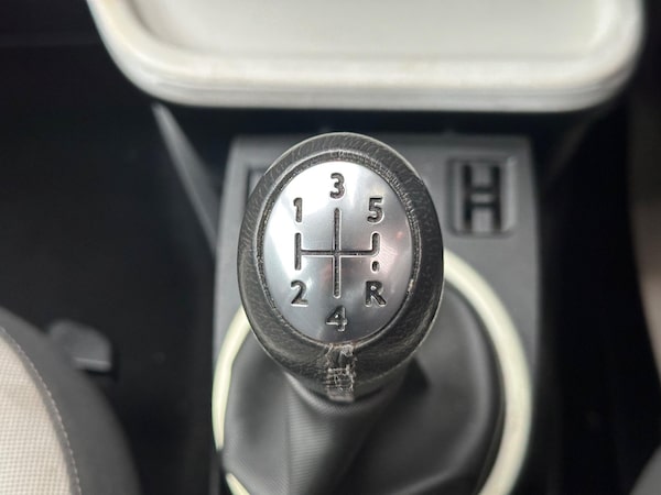 Used Renault Twingo 2015 for sale - 74777321: Photo 25