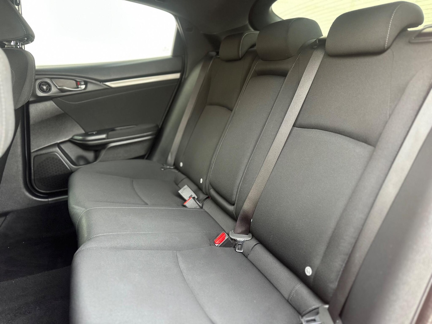 Used Honda Civic 2017 for sale - 78100539: Photo 11