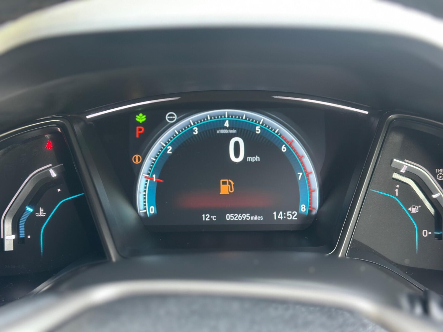 Used Honda Civic 2017 for sale - 78100539: Photo 16