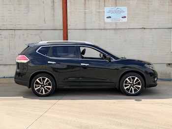 Used Nissan X-Trail 2016 for sale - 79328671: Photo