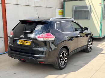 Used Nissan X-Trail 2016 for sale - 79328671: Photo