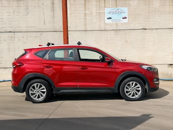 Used Hyundai TUCSON 2017 for sale - 79521572: Photo