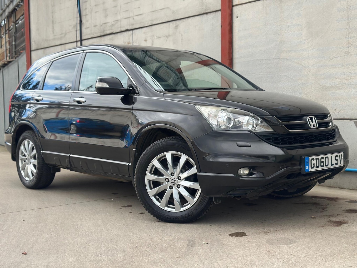 Used Honda CR-V 2010 for sale - 78100746: Photo 2