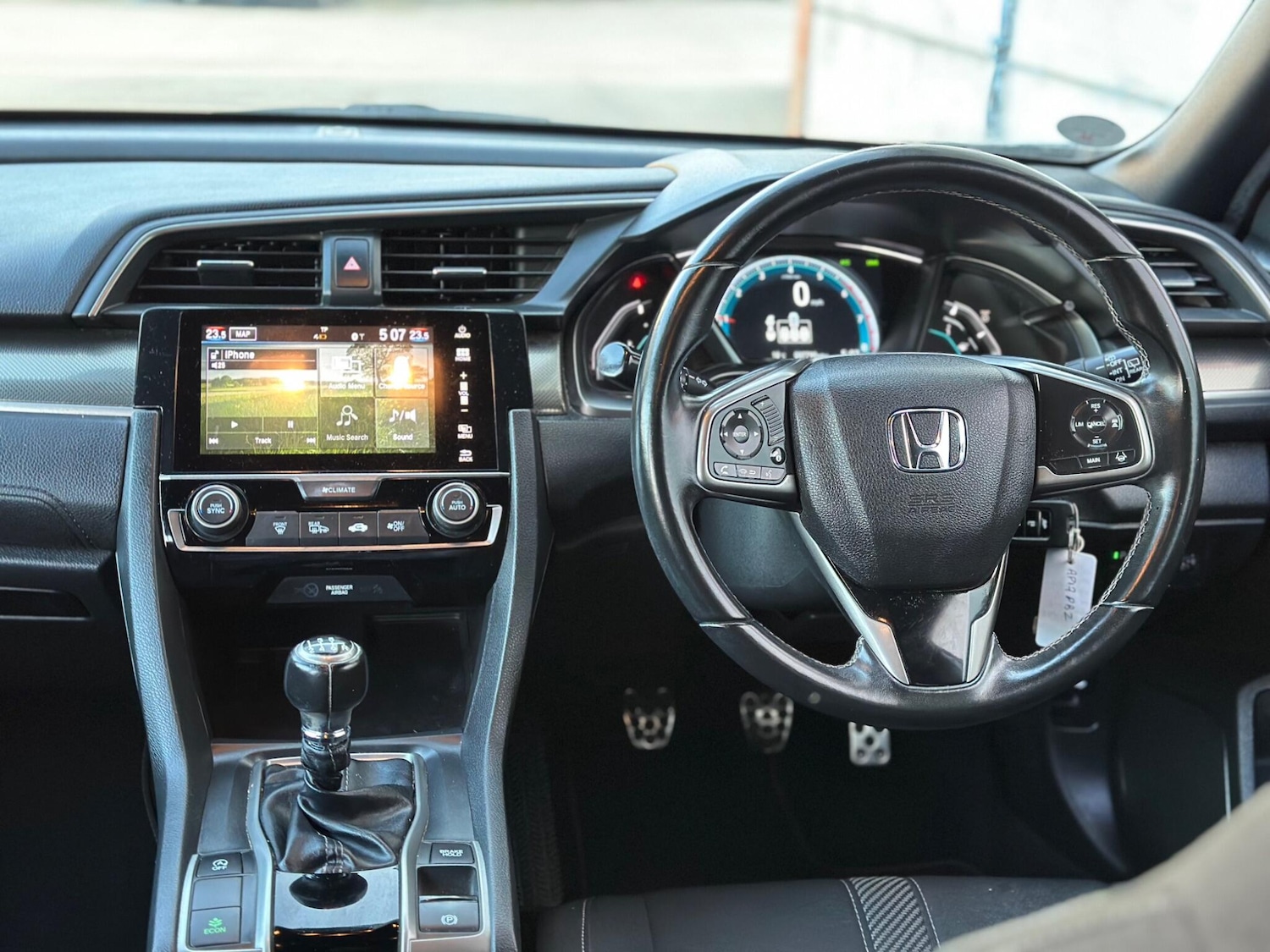 Used Honda Civic 2017 for sale - 77956932: Photo 12