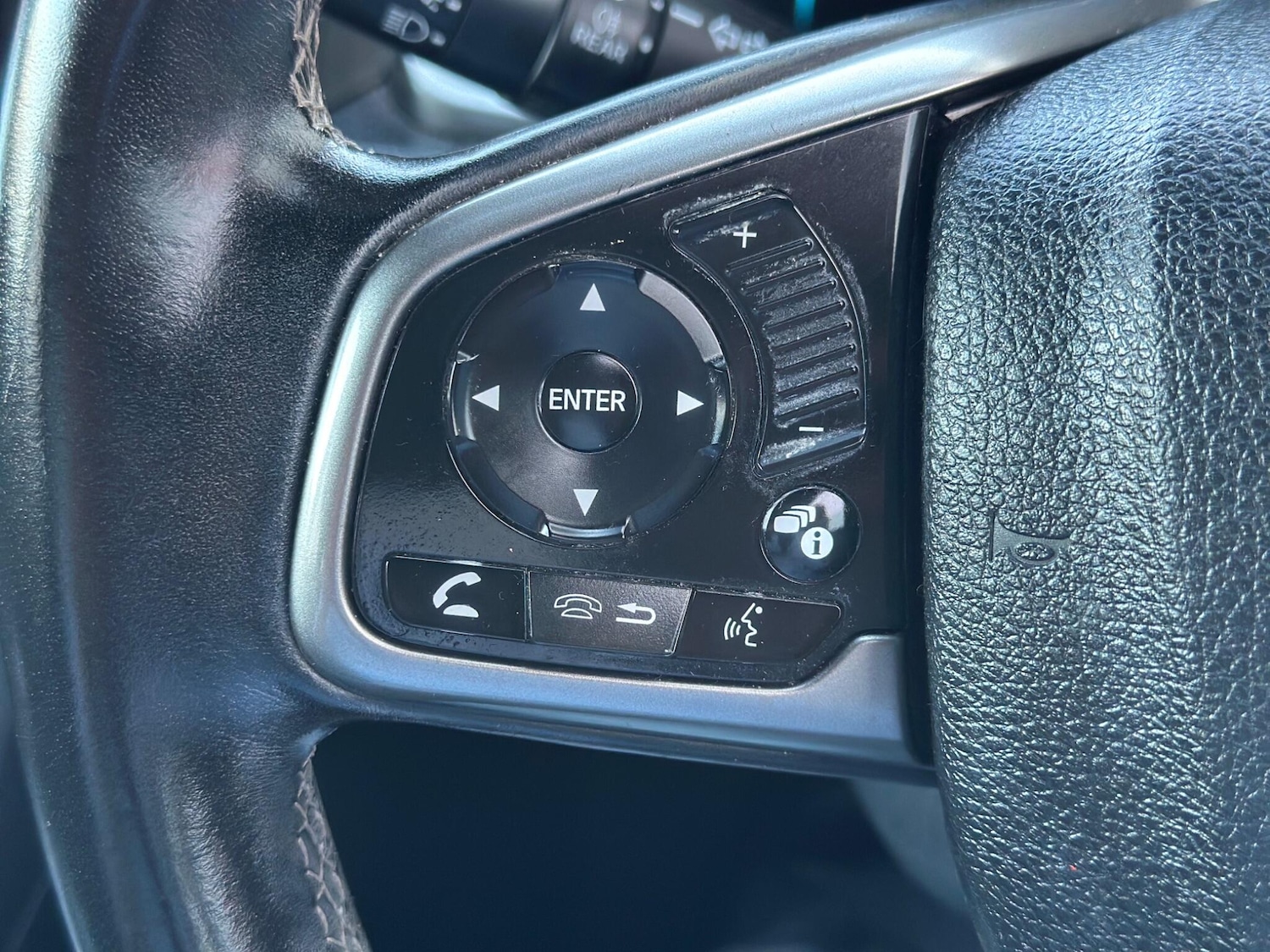 Used Honda Civic 2017 for sale - 77956932: Photo 22