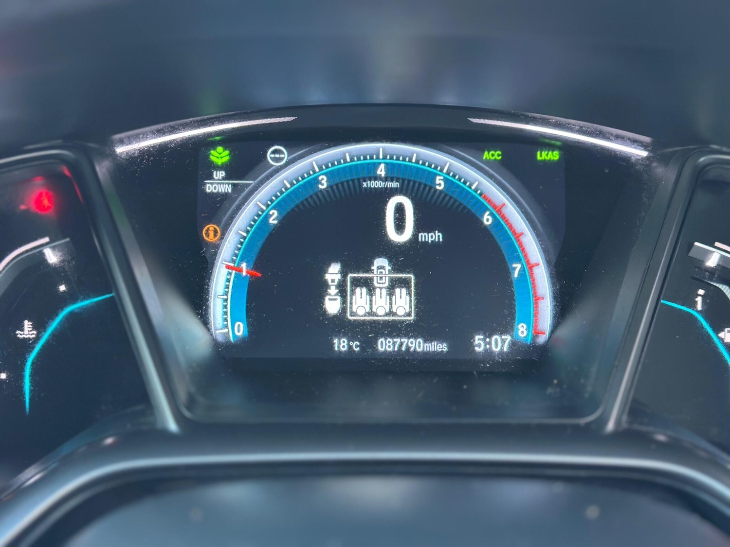 Used Honda Civic 2017 for sale - 77956932: Photo 26