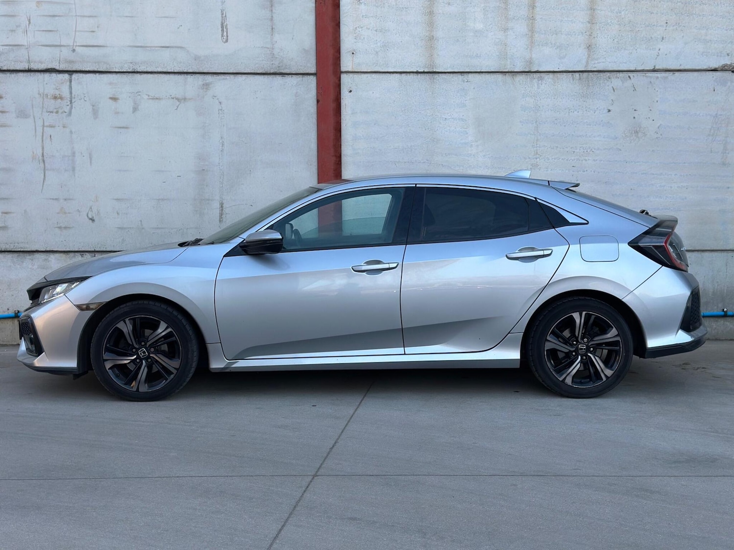 Used Honda Civic 2017 for sale - 77956932: Photo 7