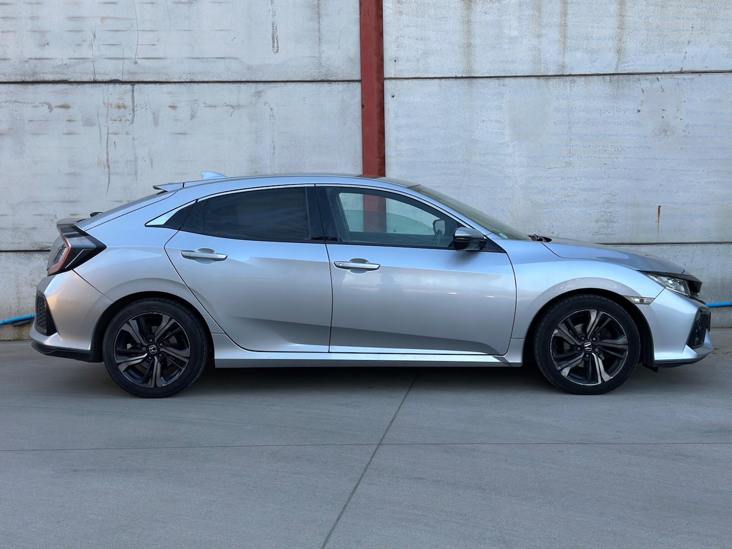 Used Honda Civic 2017 for sale - 77956932: Photo 9