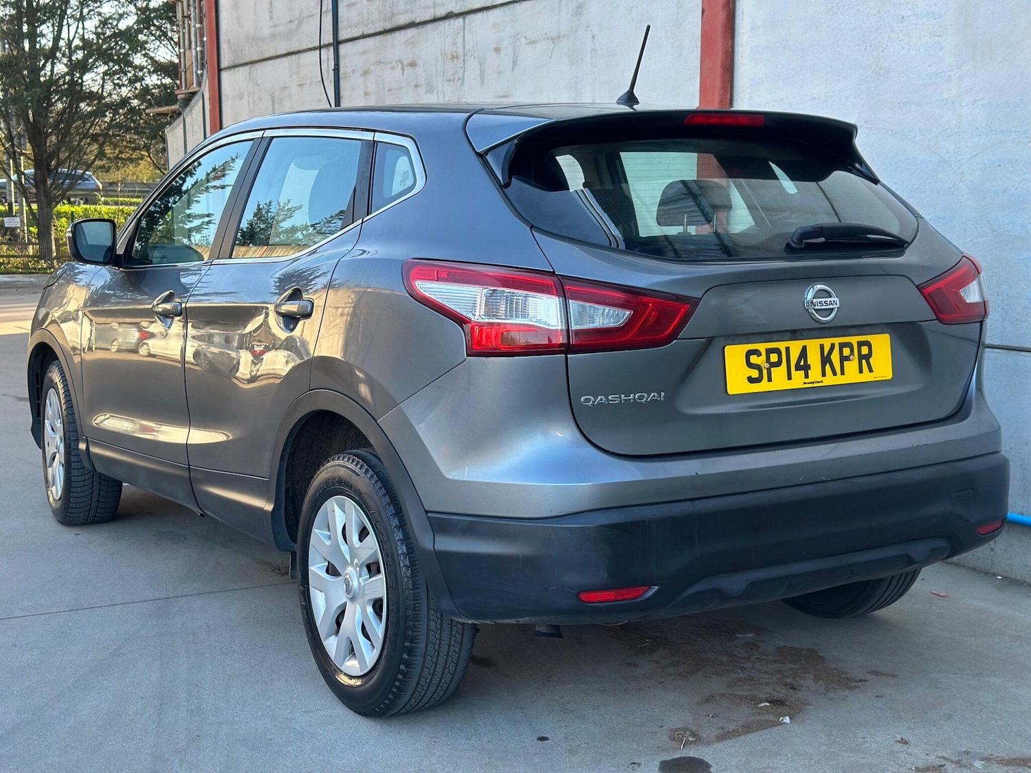 Used Nissan Qashqai 2014 for sale - 77939890: Photo 4