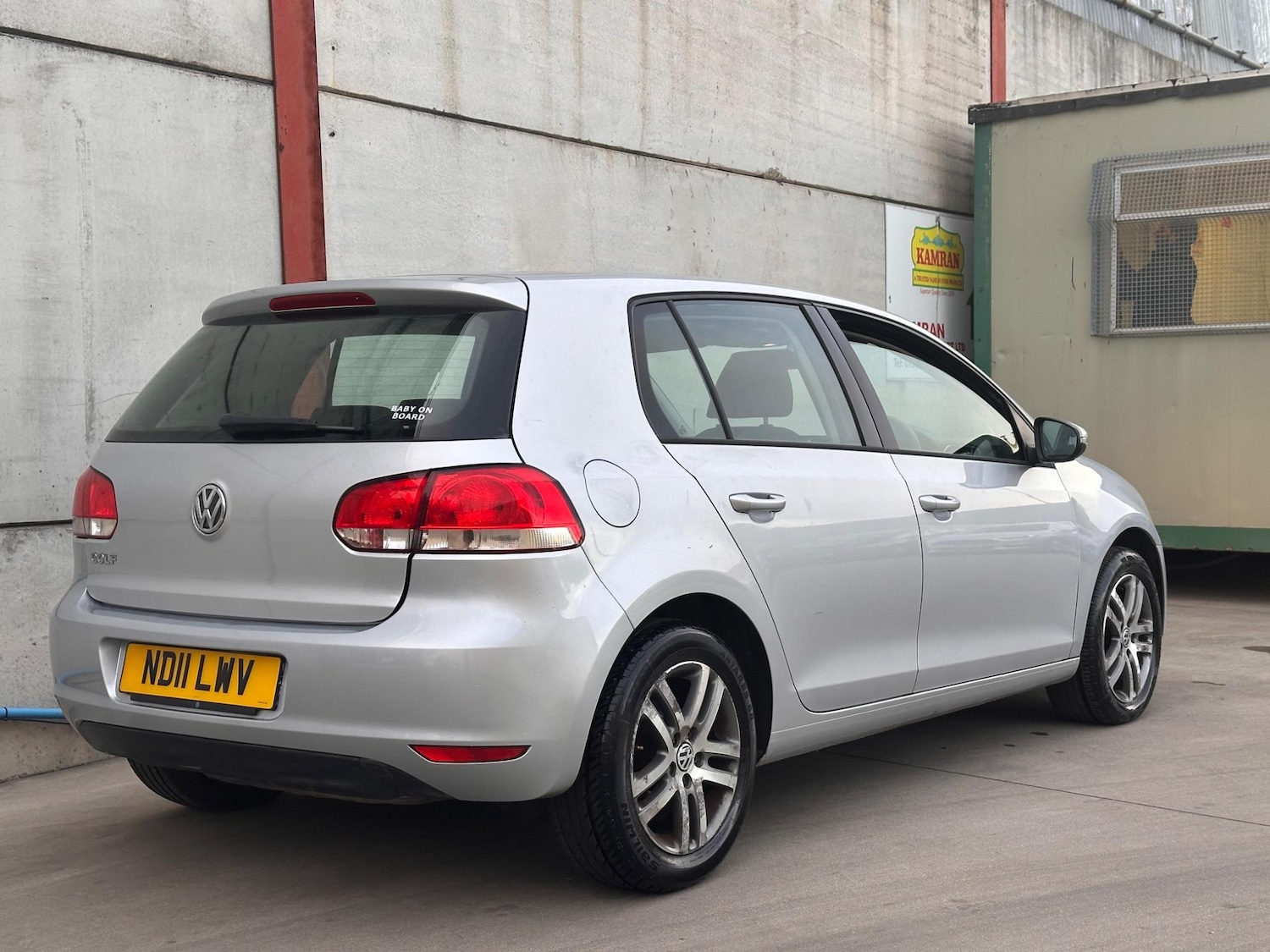Used Volkswagen Golf 2011 for sale - 74127825: Photo 10