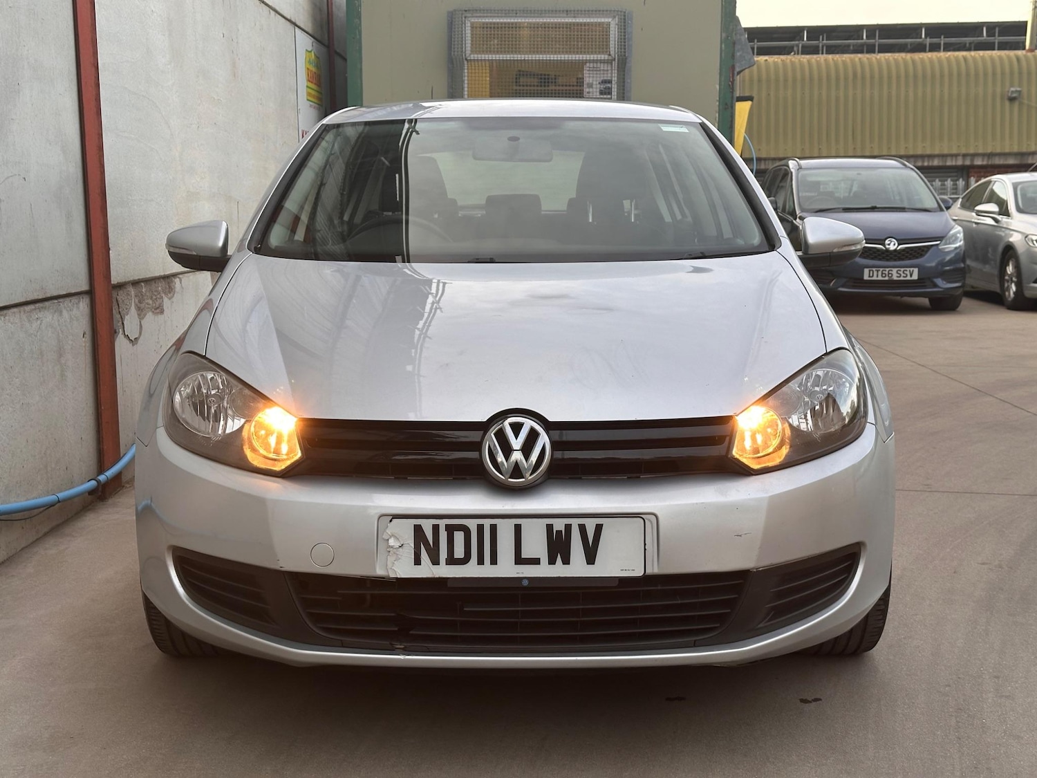 Used Volkswagen Golf 2011 for sale - 74127825: Photo 3