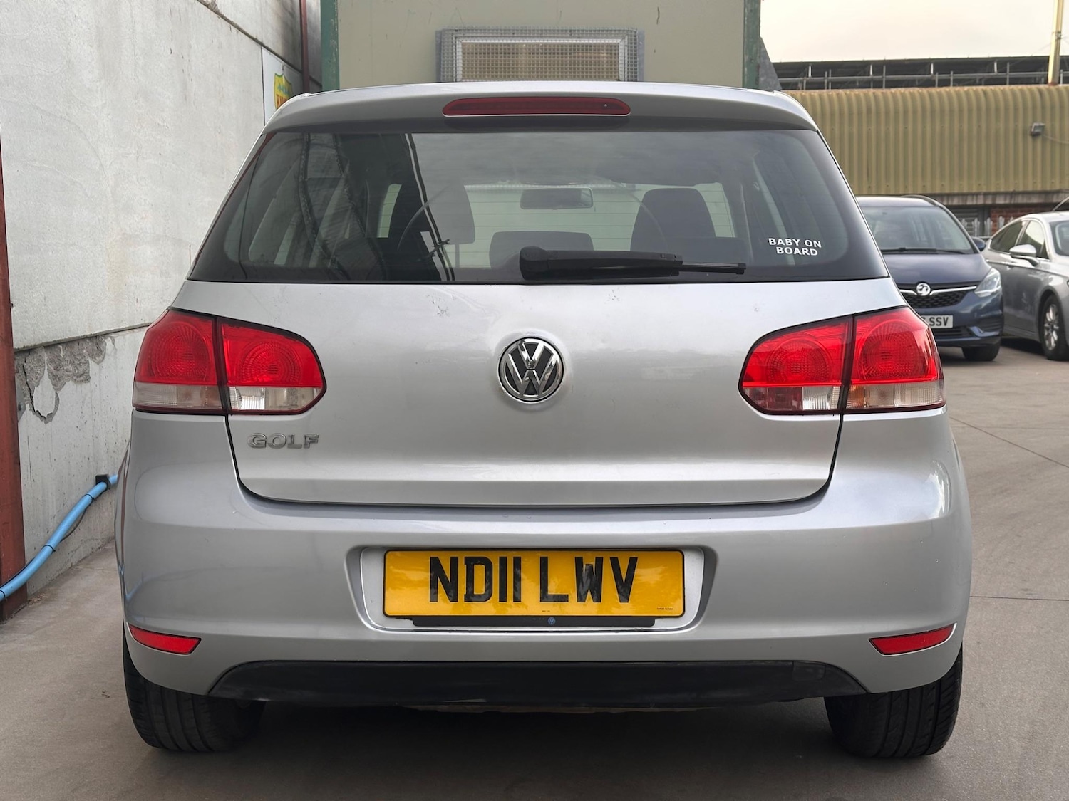 Used Volkswagen Golf 2011 for sale - 74127825: Photo 8