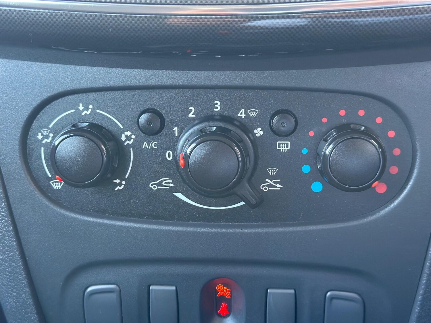 Used Dacia Sandero for sale - 77670689: Photo 19