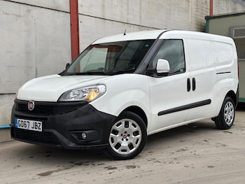 Used Fiat Doblo 2018 for sale - 77683462: Photo