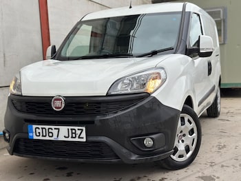 Used Fiat Doblo 2018 for sale - 77683462: Photo