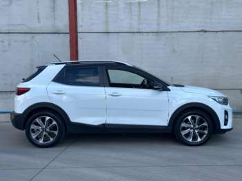 Used Kia Stonic 2018 for sale - 74737874: Photo