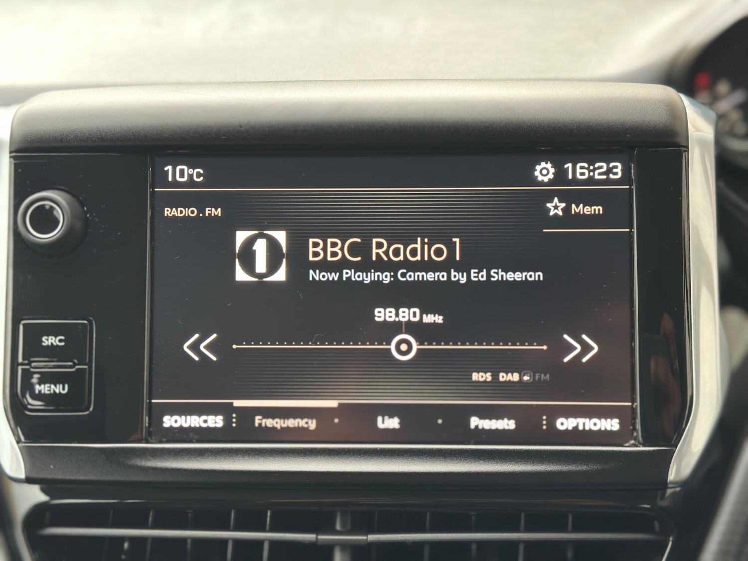 Used Peugeot 2008 2017 for sale - 77320941: Photo 20