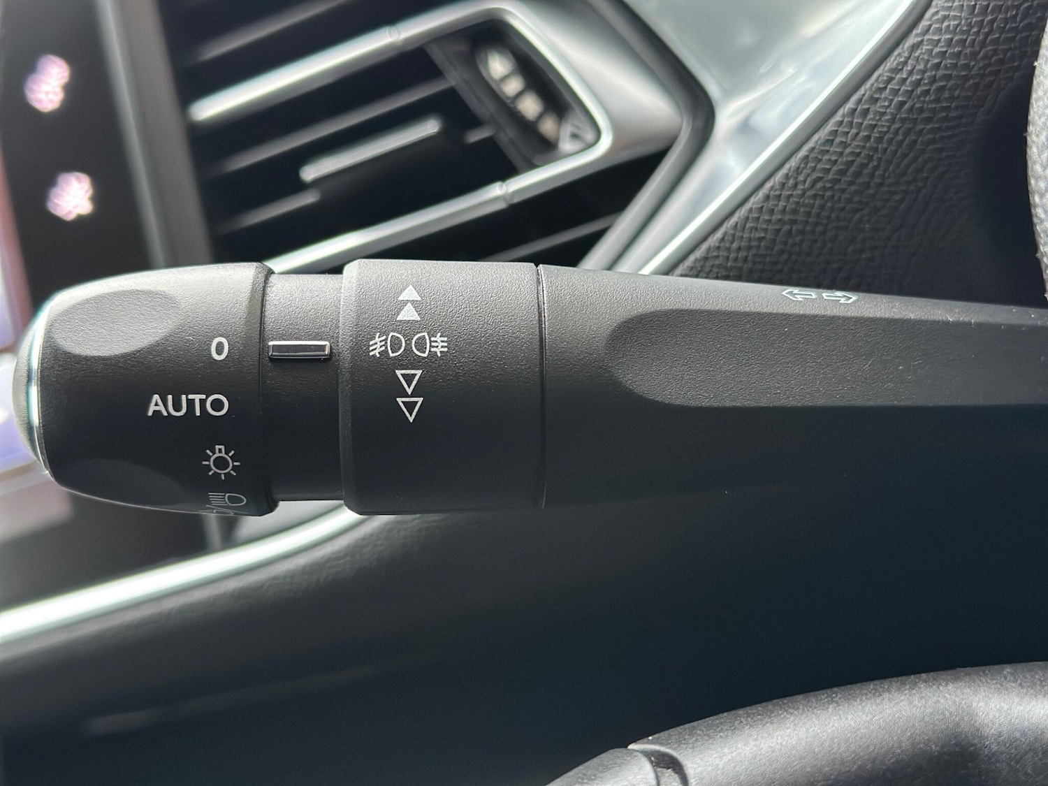 Used Peugeot 308 2017 for sale - 77798976: Photo 20