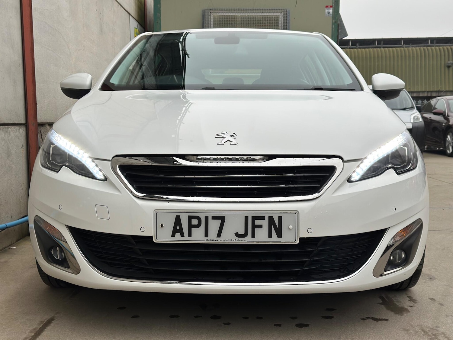 Used Peugeot 308 2017 for sale - 77798976: Photo 3