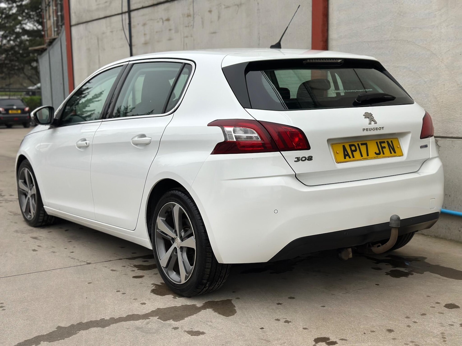 Used Peugeot 308 2017 for sale - 77798976: Photo 5