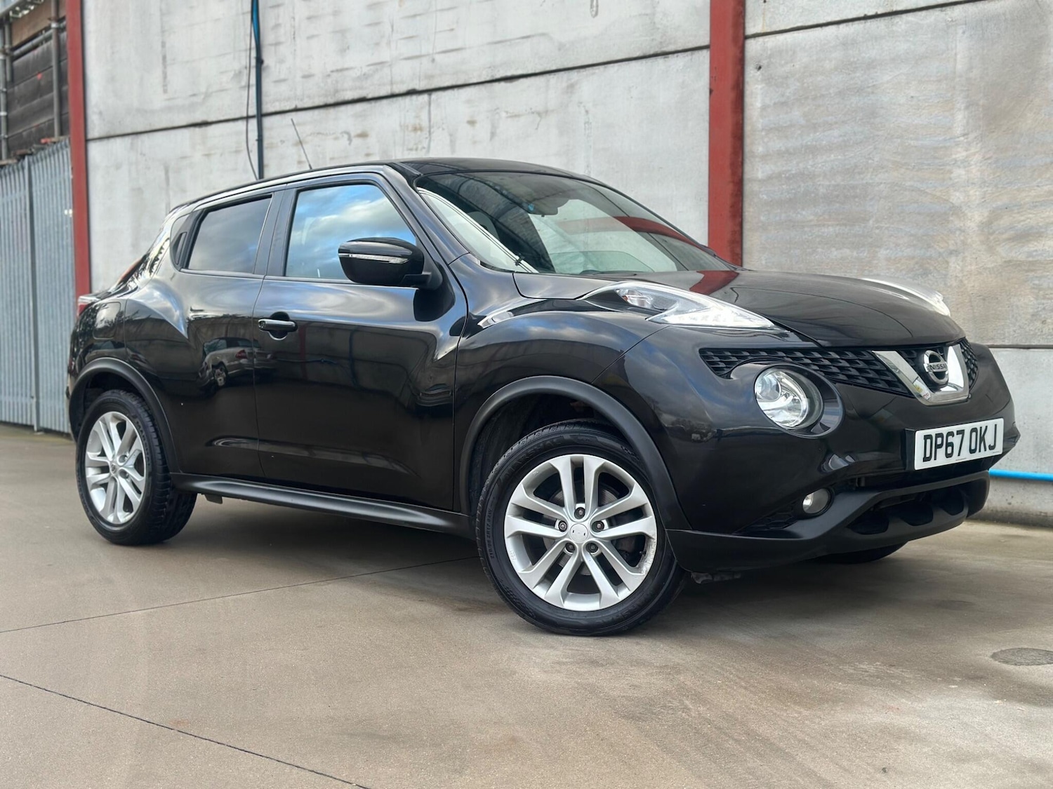 Used Nissan Juke 2018 for sale - 77359109: Photo 2