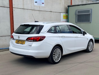Used Vauxhall Astra 2017 for sale - 78796850: Photo
