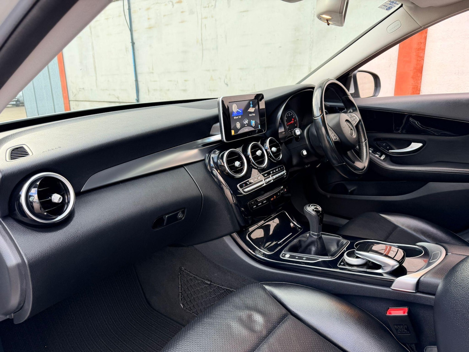 Used Mercedes-Benz C Class 2015 for sale - 76866546: Photo 13