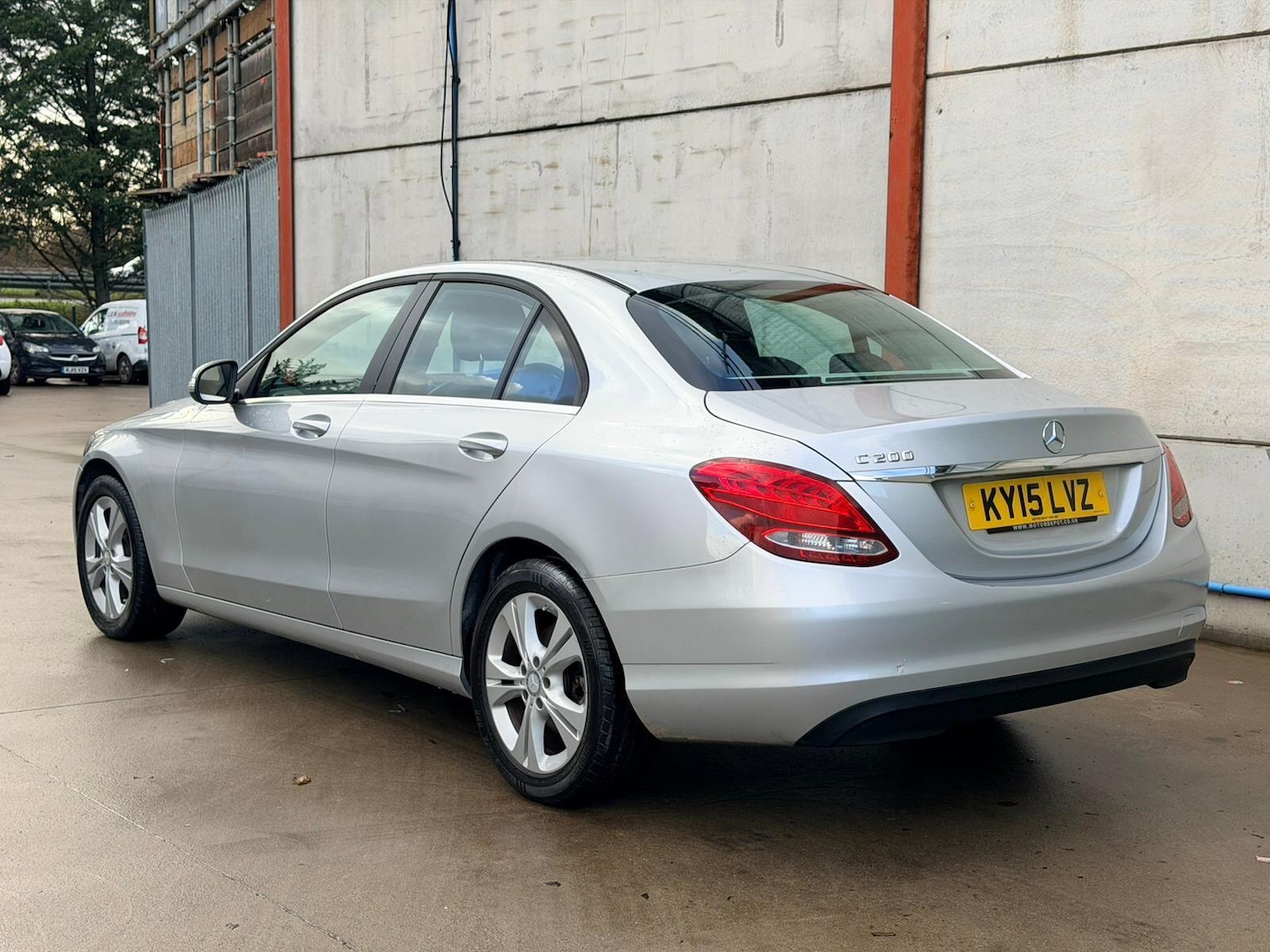 Used Mercedes-Benz C Class 2015 for sale - 76866546: Photo 5