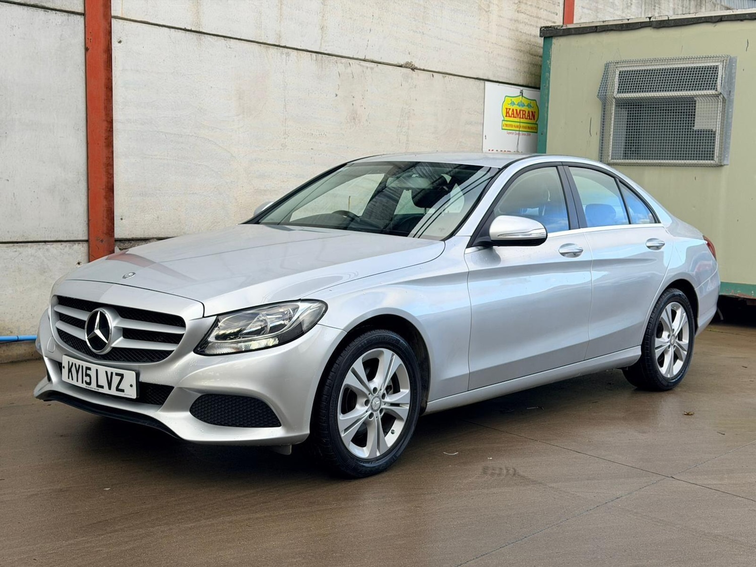 Used Mercedes-Benz C Class 2015 for sale - 76866546: Photo 6